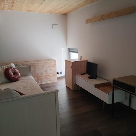 Bibrabe Home Сан-Фелиу-де-Гишольс Экстерьер фото
