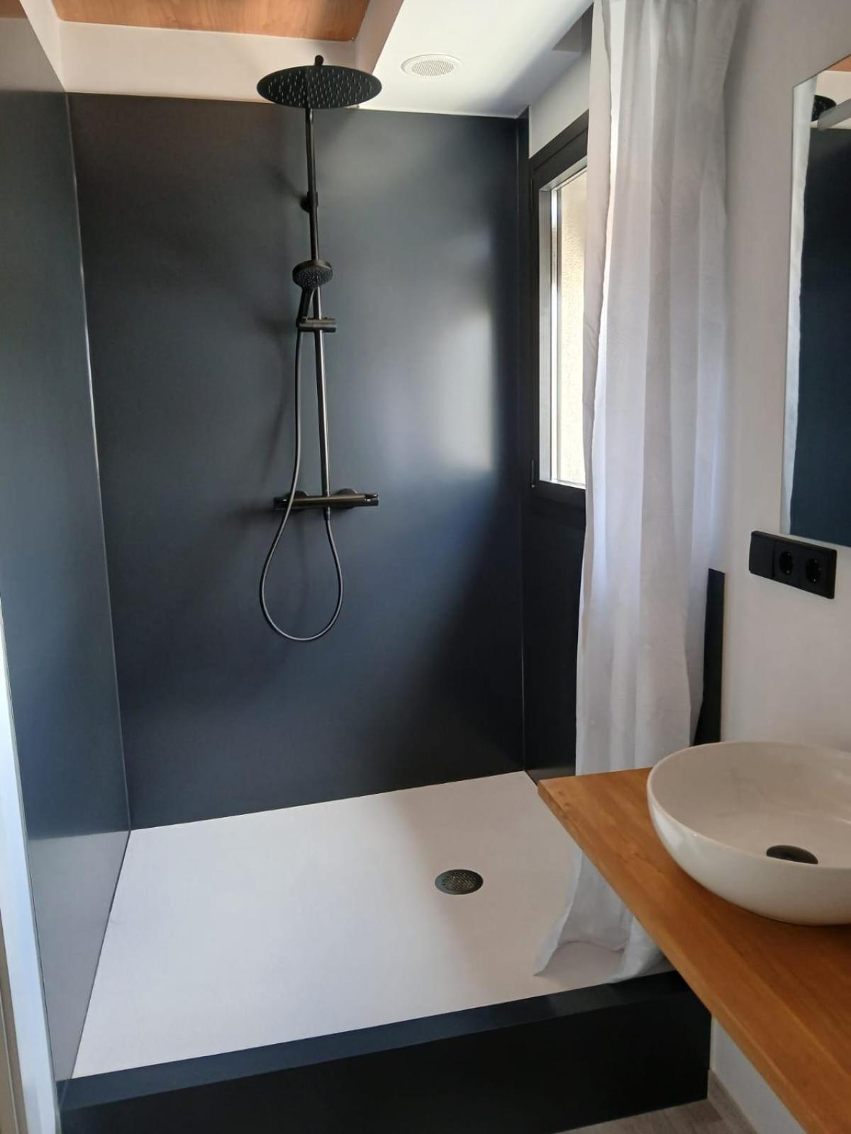 Bibrabe Home Сан-Фелиу-де-Гишольс Экстерьер фото