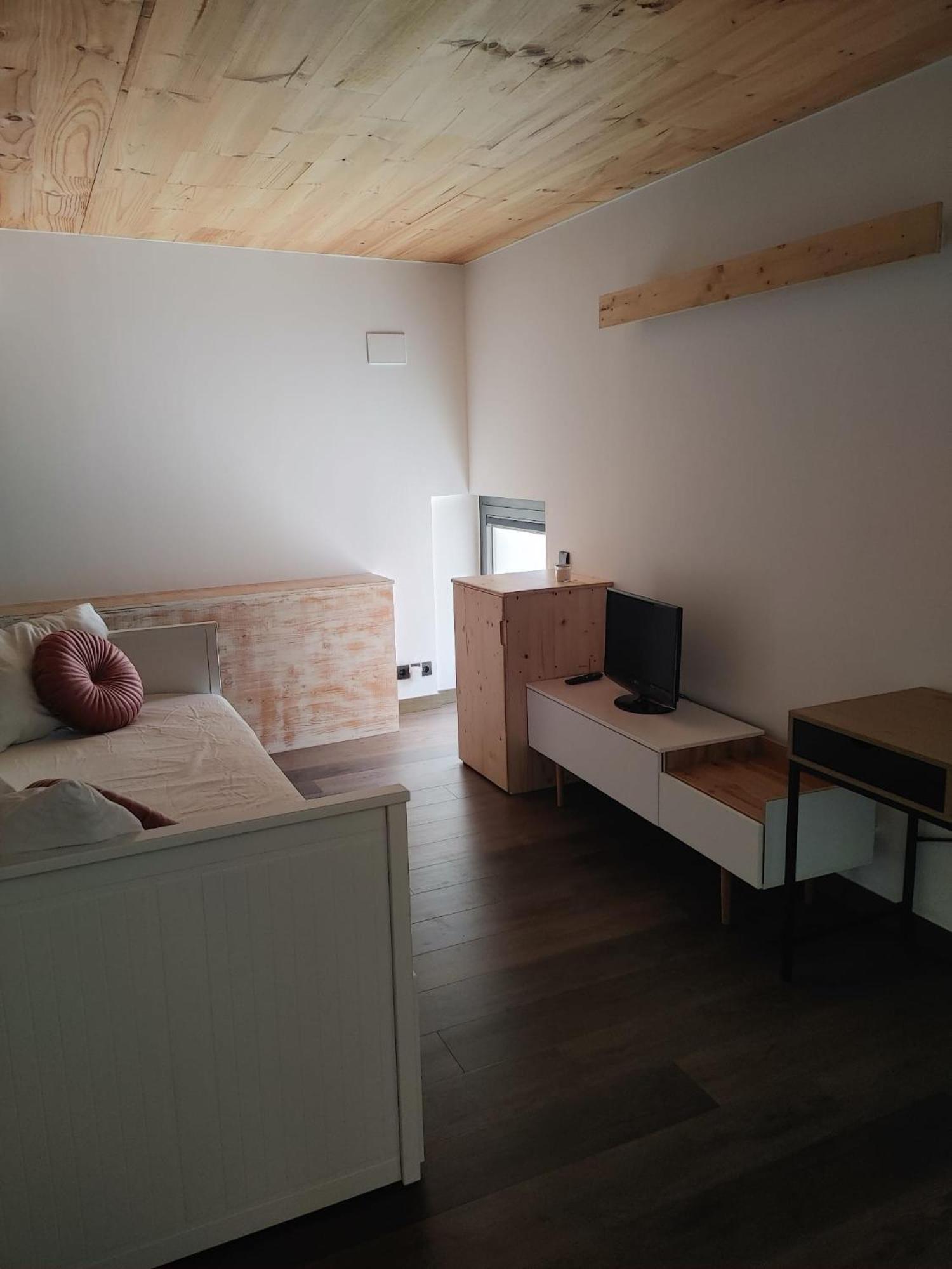Bibrabe Home Сан-Фелиу-де-Гишольс Экстерьер фото