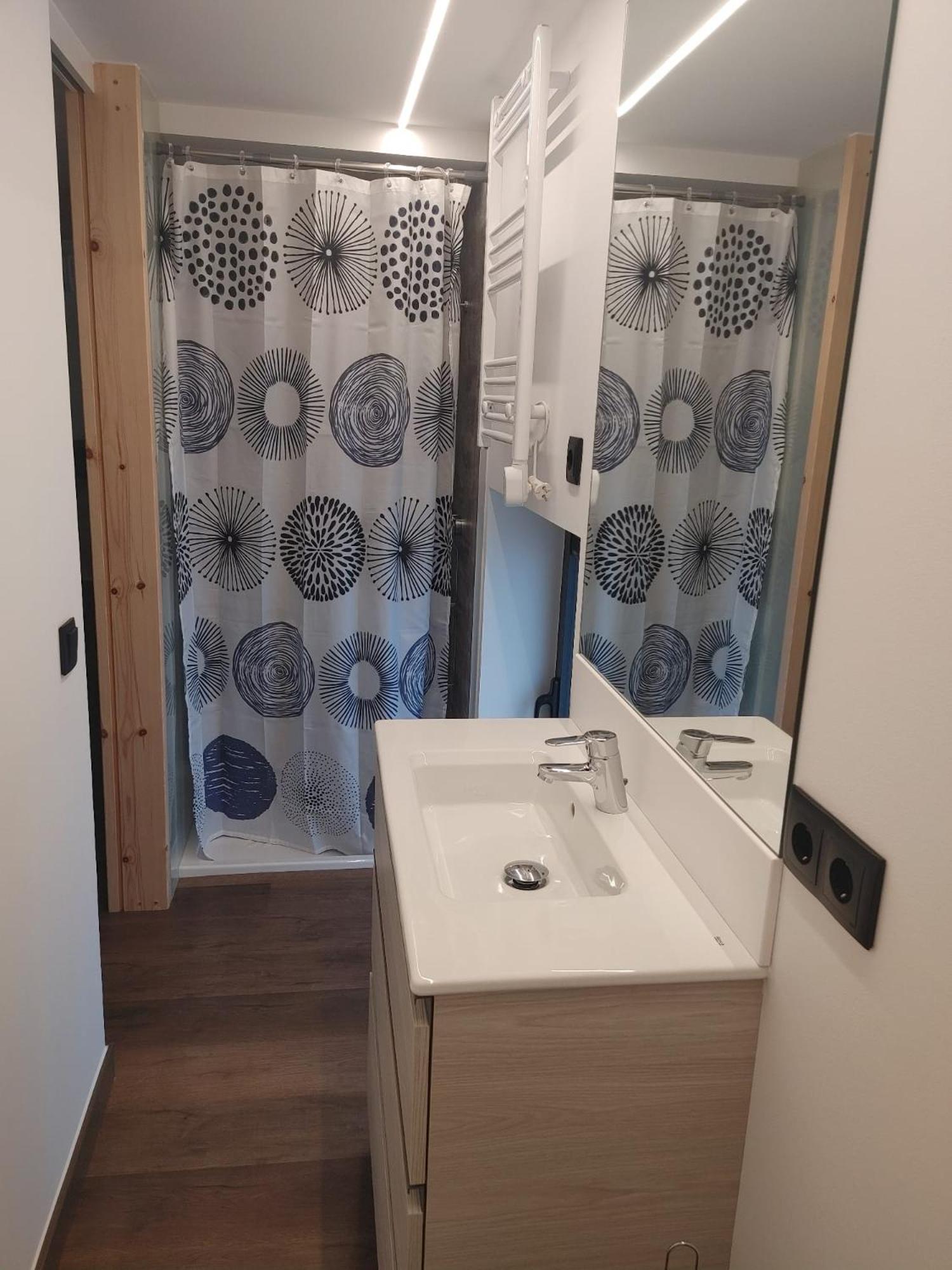 Bibrabe Home Сан-Фелиу-де-Гишольс Экстерьер фото