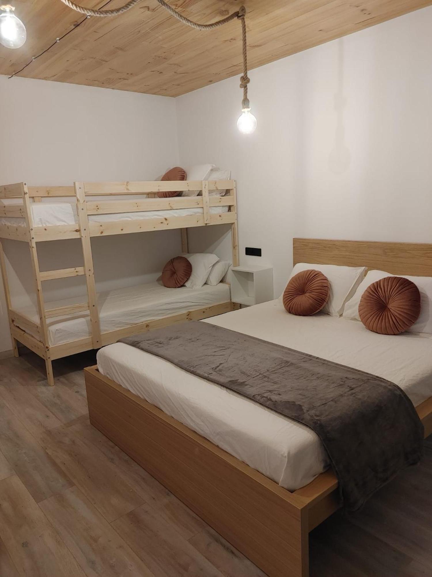 Bibrabe Home Сан-Фелиу-де-Гишольс Экстерьер фото